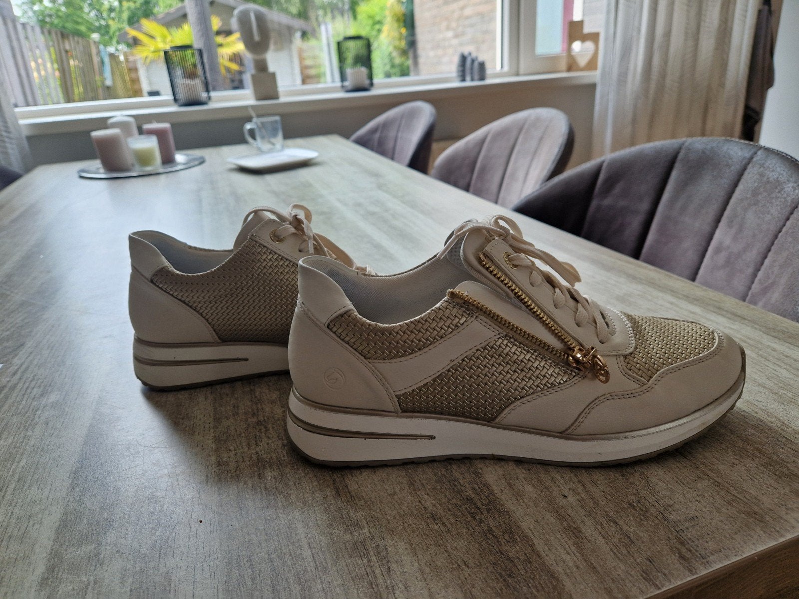 Remonte sneakers maat 40 - zgan nieuwprijs €89,99, Ophalen, Zo goed als nieuw, Sneakers of Gympen