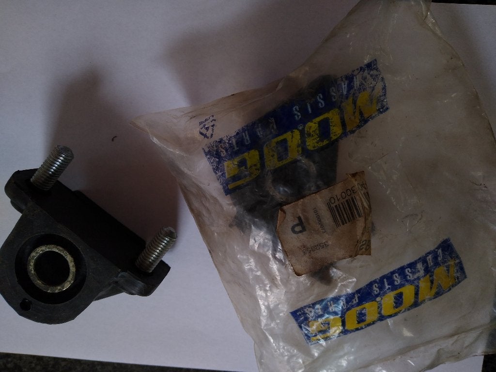 Draagarm rubbers en bussen Peugeot 106 GTI, Ophalen of Verzenden, Nieuw, Peugeot