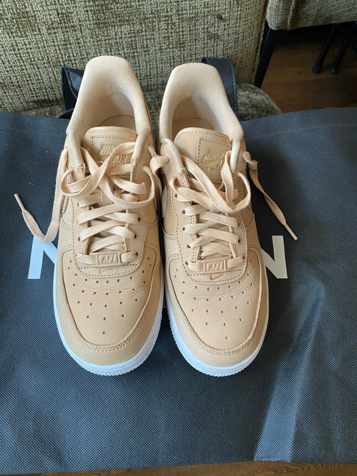 Nike Air Force 1 Dames Leer Maat 39, Kleding | Dames, Beige, Ophalen of Verzenden, Sneakers of Gympen, Zo goed als nieuw