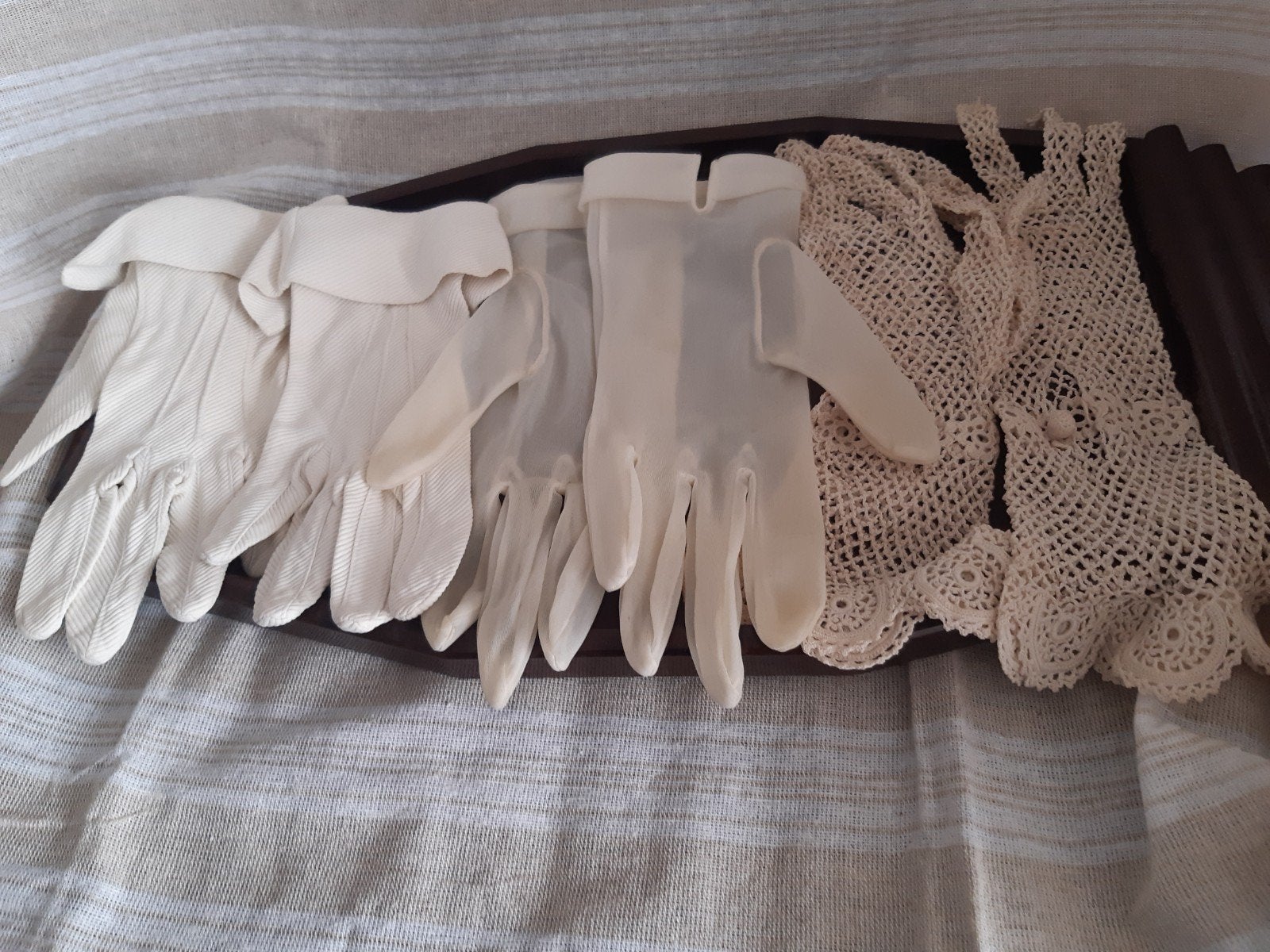 3 paar vintage bruidshandschoenen, Verzenden, Zo goed als nieuw, Beige, Accessoires