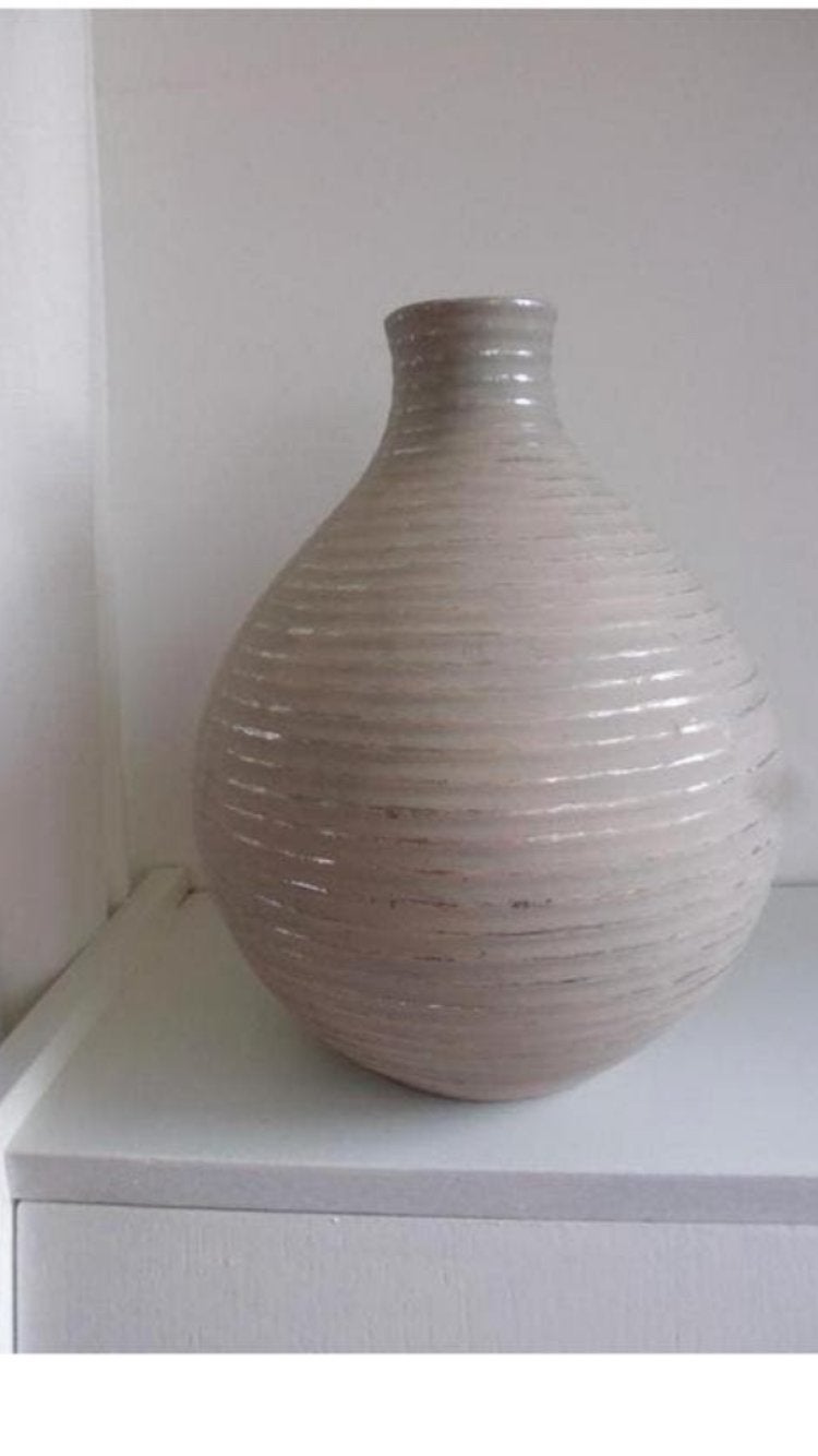 Beige/ zilver kruikvaas., Ophalen of Verzenden, Zo goed als nieuw, Beige