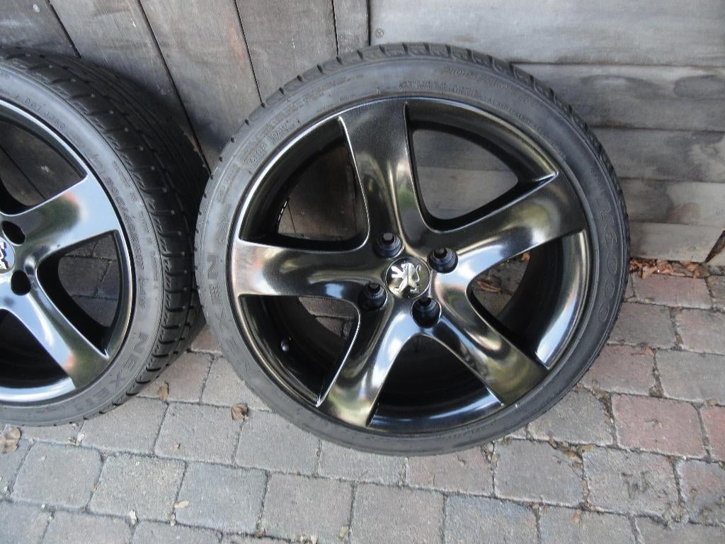 Peugeot 207 alu velgen met zomerbanden 17 inch, Ophalen, Gebruikt, Banden en Velgen, 17 inch