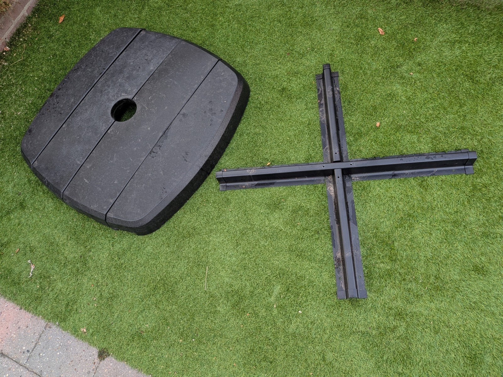 Madison Parasolvoet 85 kg kunststof grijs, Ophalen, Zo goed als nieuw, Parasolvoet