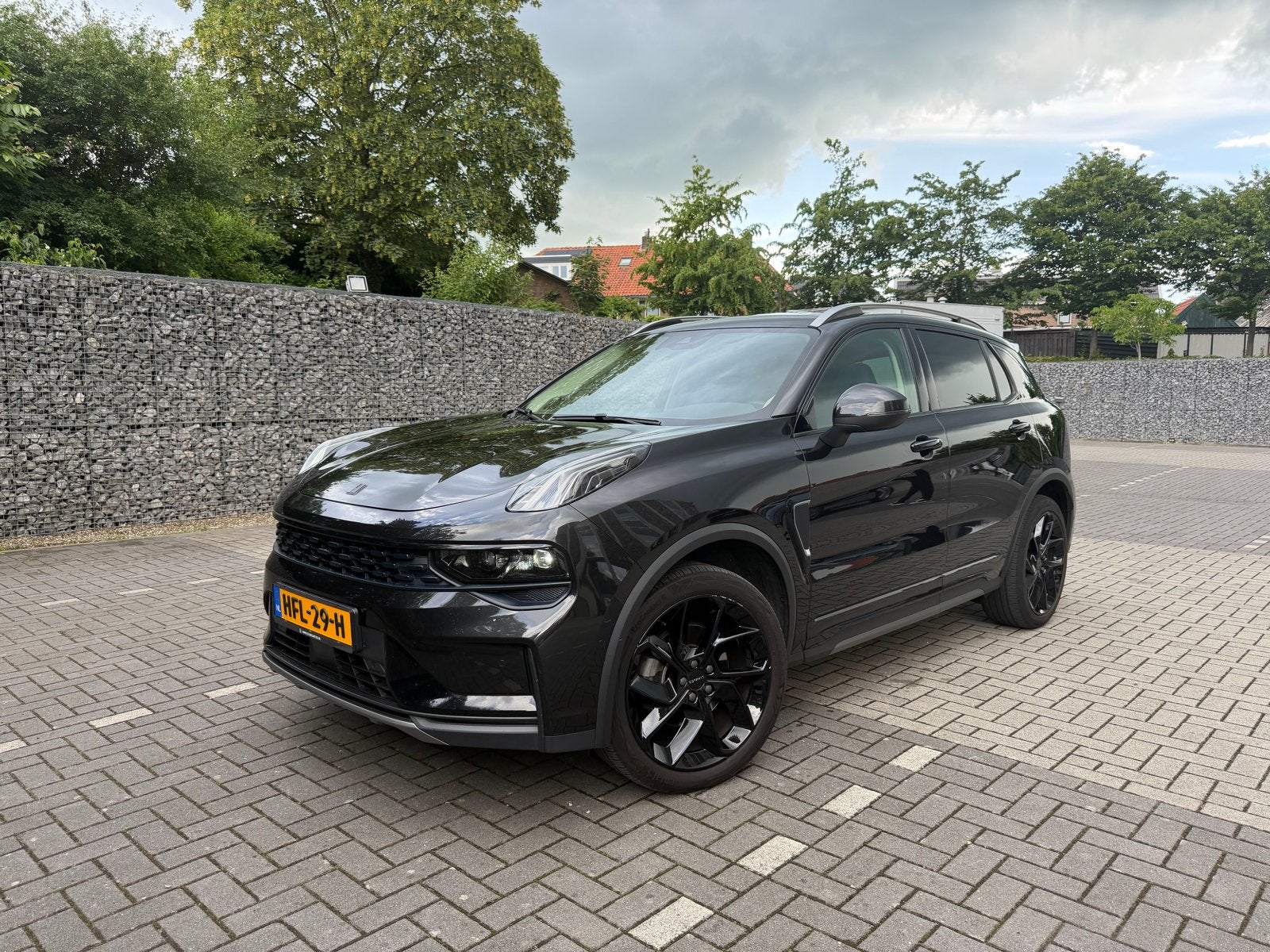 Lynk & Co 01 | Pano | Carplay | LED | BlackLine, 15 km/l, 143 pk, Plug-in hybride, Hybride Elektrisch/Benzine