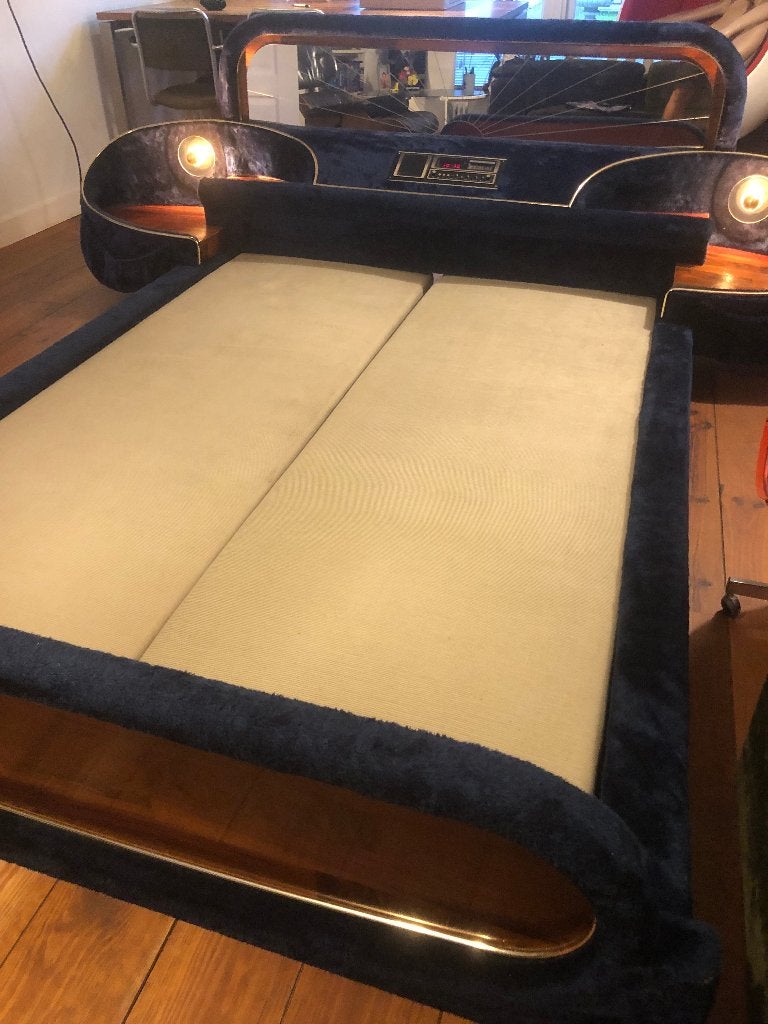 Prachtig Space age "Poltrona Frau" bed, vintage design, Huis en Inrichting, Overige materialen, Blauw, Tweepersoons, Zo goed als nieuw