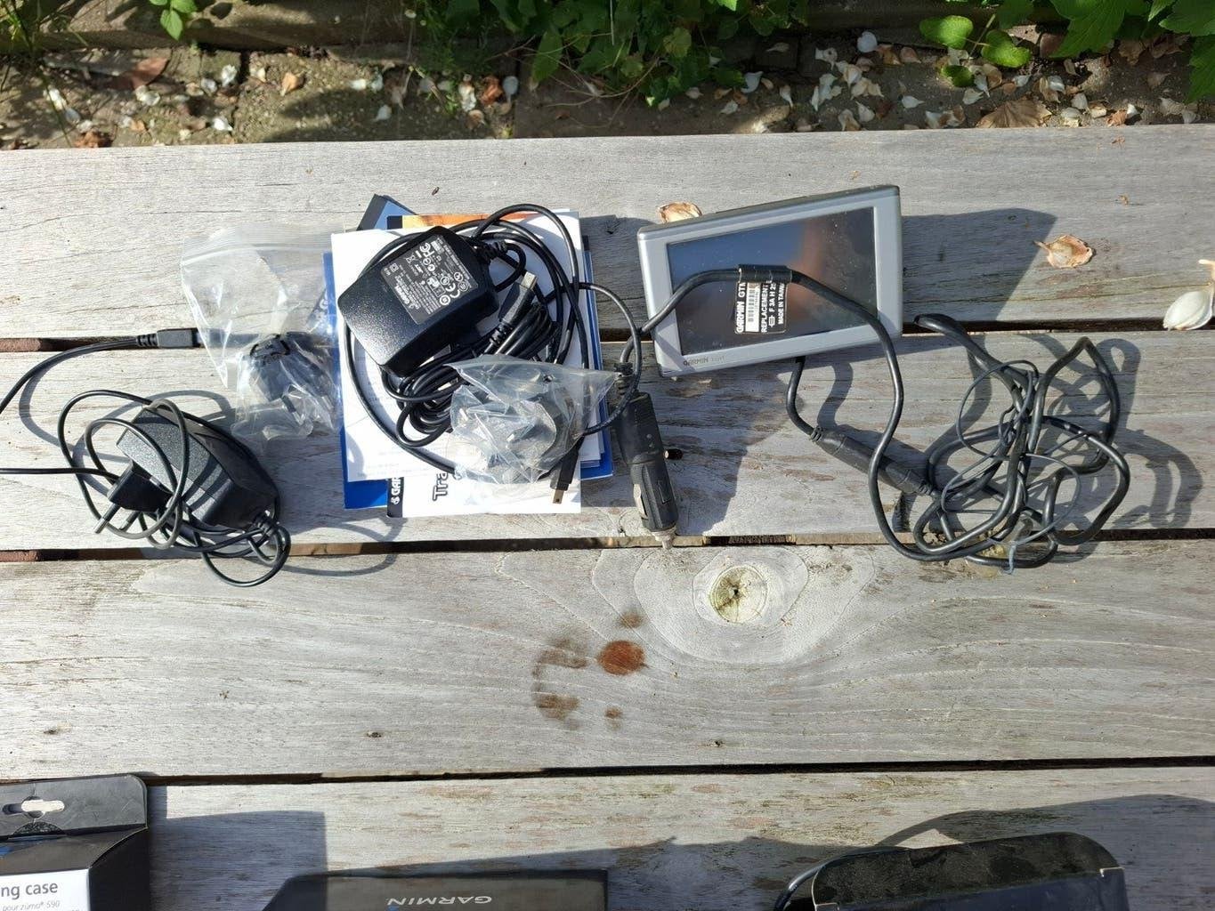 Garmin Nuvi met accessoires, Ophalen of Verzenden, Gebruikt