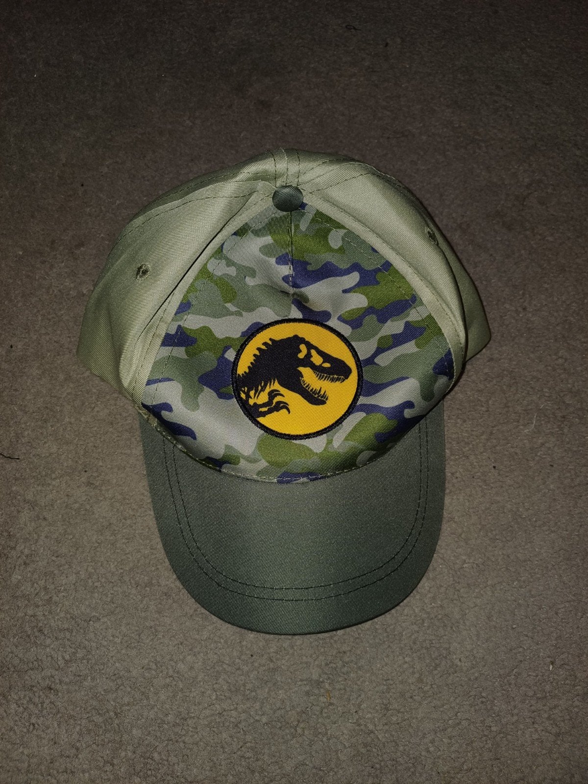 Jurassic Park Camouflage Pet met Dino Logo, Ophalen of Verzenden