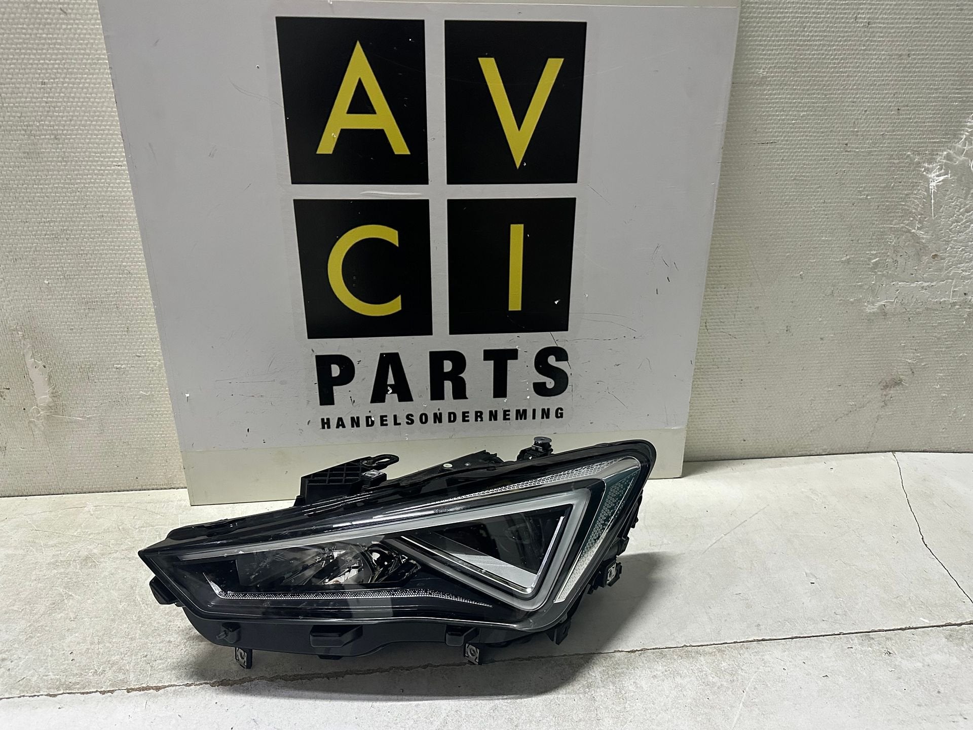 Koplamp Seat Cupra Formentor Led links 5FB941007H, Gebruikt, -, Overige automerken, -