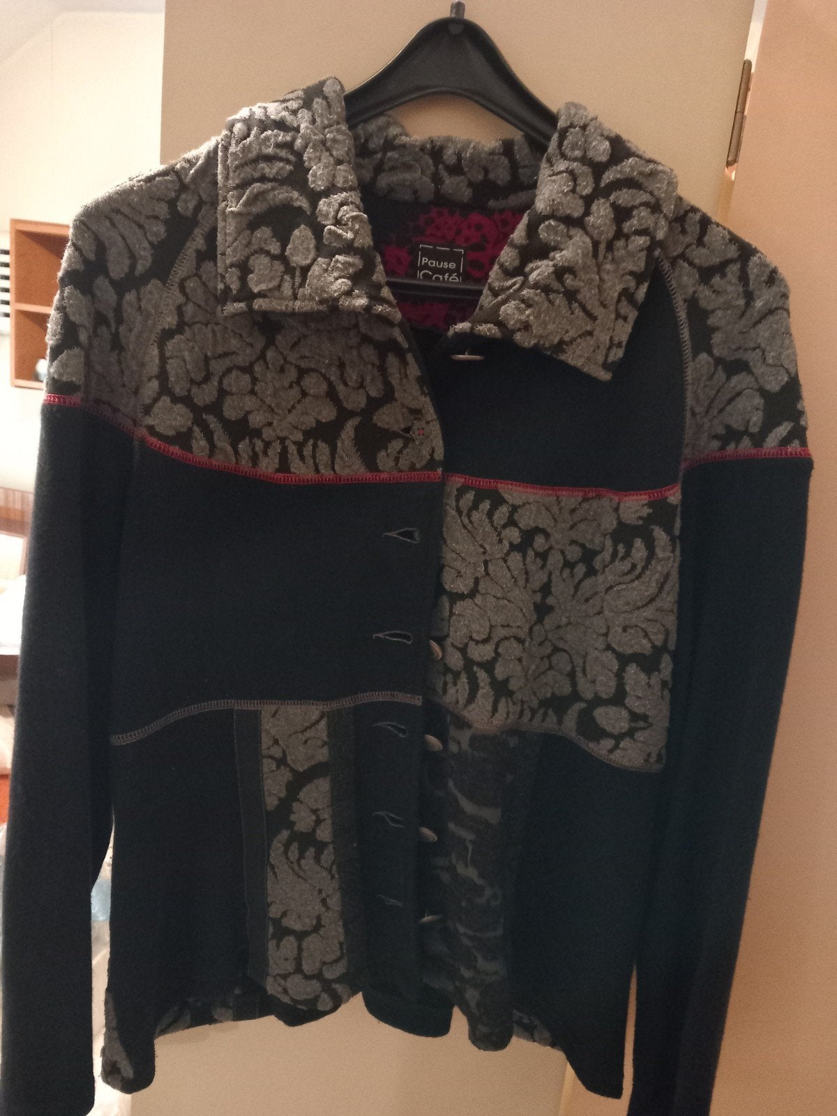 Stijlvol jasje van Pause Café met patroon maat 46, Zwart, Maat 46/48 (XL) of groter, Ophalen of Verzenden, Gedragen