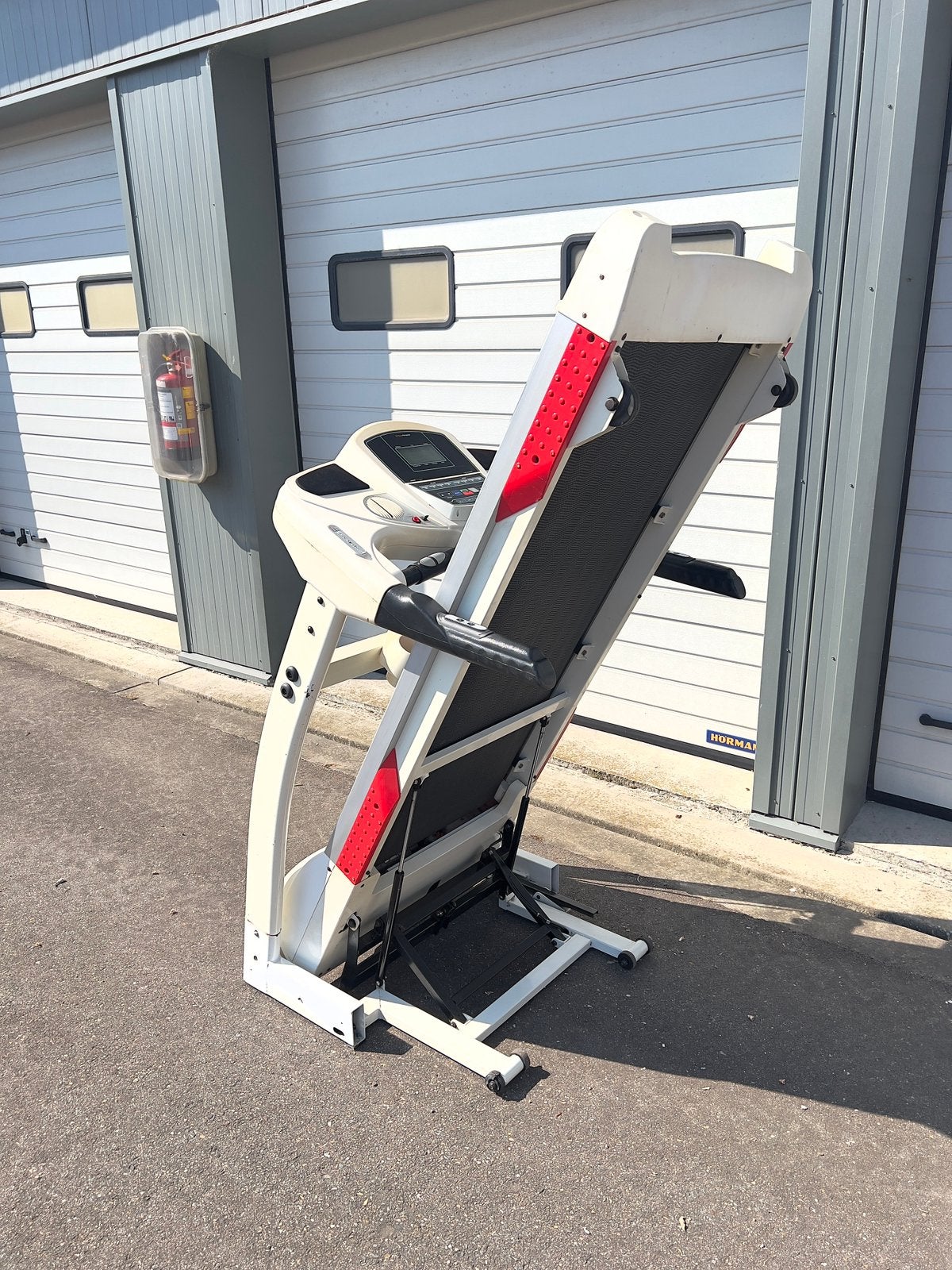 Loopband Flow Fitness DTM 1600, Sport en Fitness, Ophalen, Overige materialen, Benen, Zo goed als nieuw