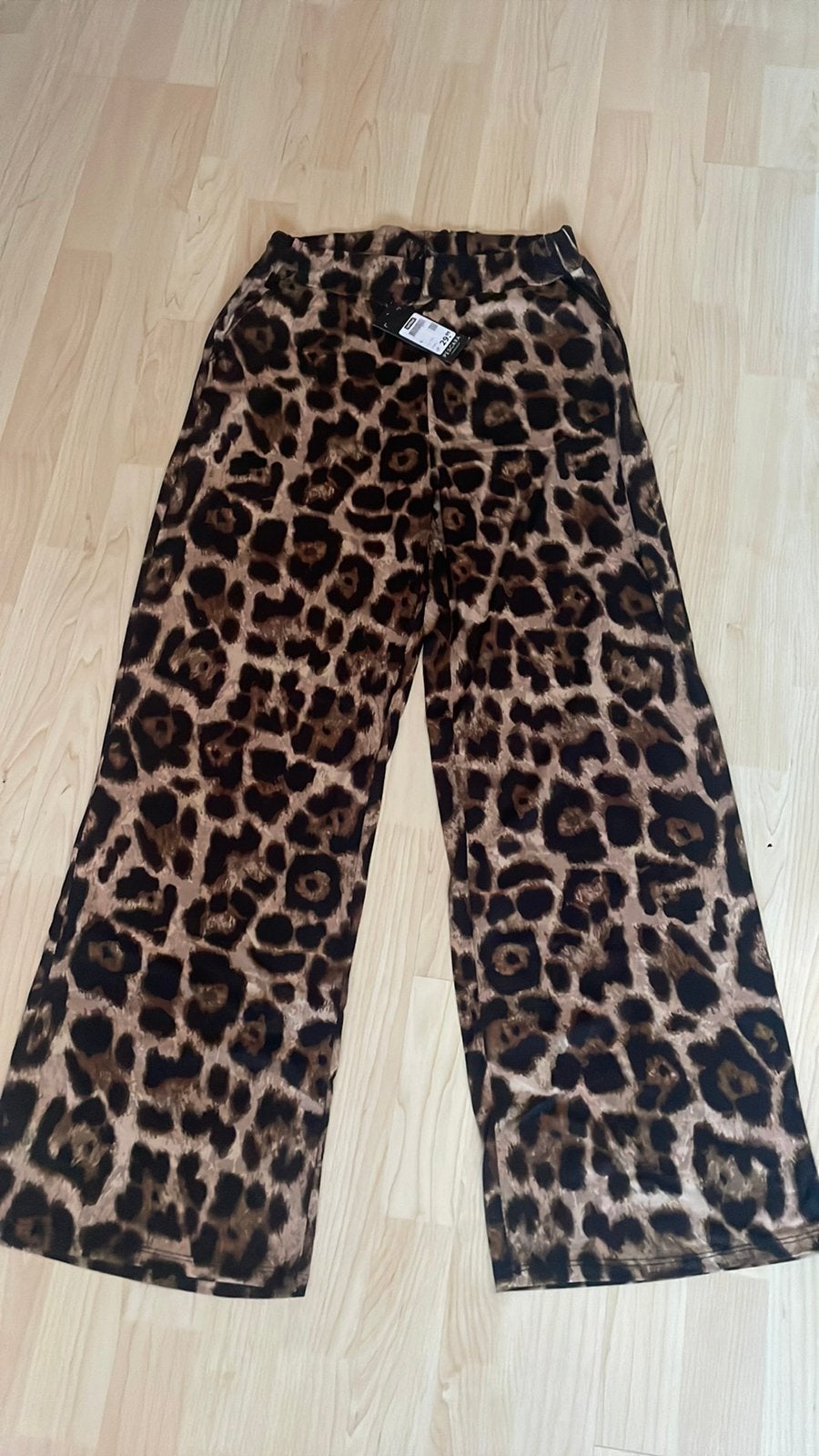 Nieuw panterprint broek maat L, Kleding | Dames, Bruin, Maat 42/44 (L), Nieuw, Ophalen of Verzenden