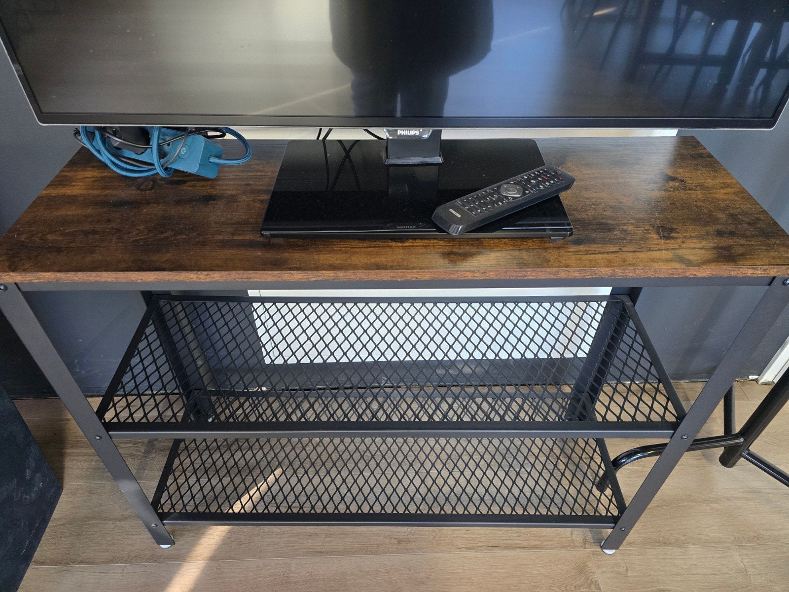 Industriële bijzettafel, Huis en Inrichting, Gebruikt, Metaal of Aluminium, 55 tot 75 cm, Industrieel