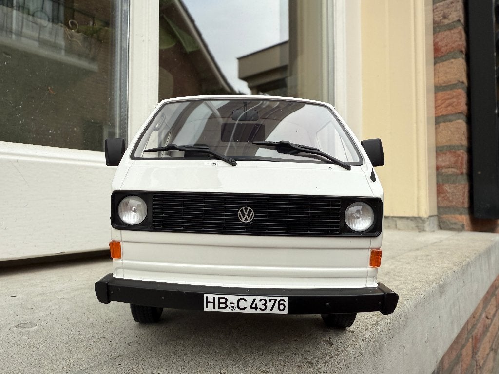 1:18 Volkswagen Transporter T3A Kasten wit BOS Models BOS282, Overige merken, Info@modelcarworld.com, Auto, Nieuw
