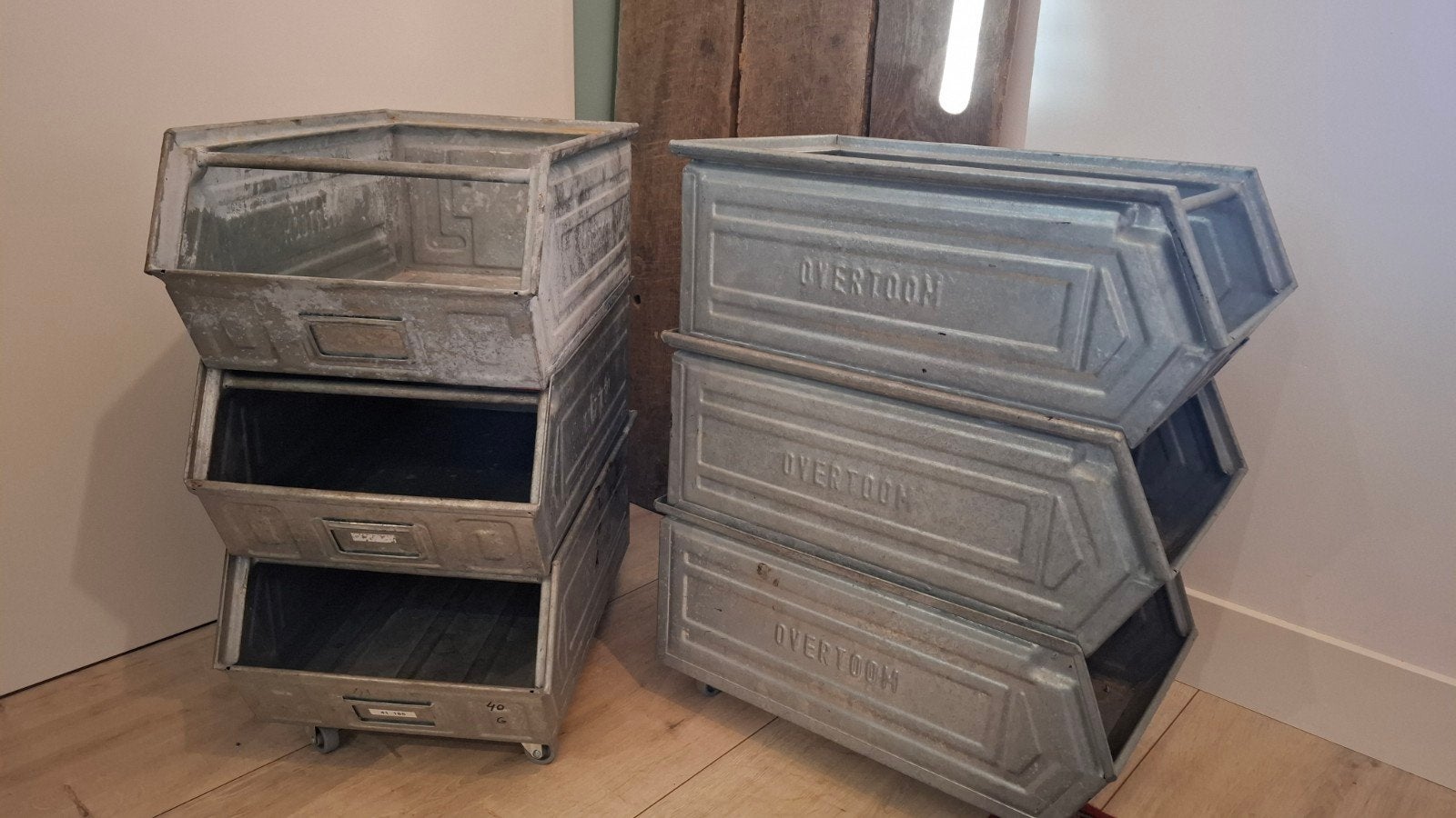 vintage industriele grijpbakken. overtoom 6 stuks, Ophalen, Minder dan 50 cm