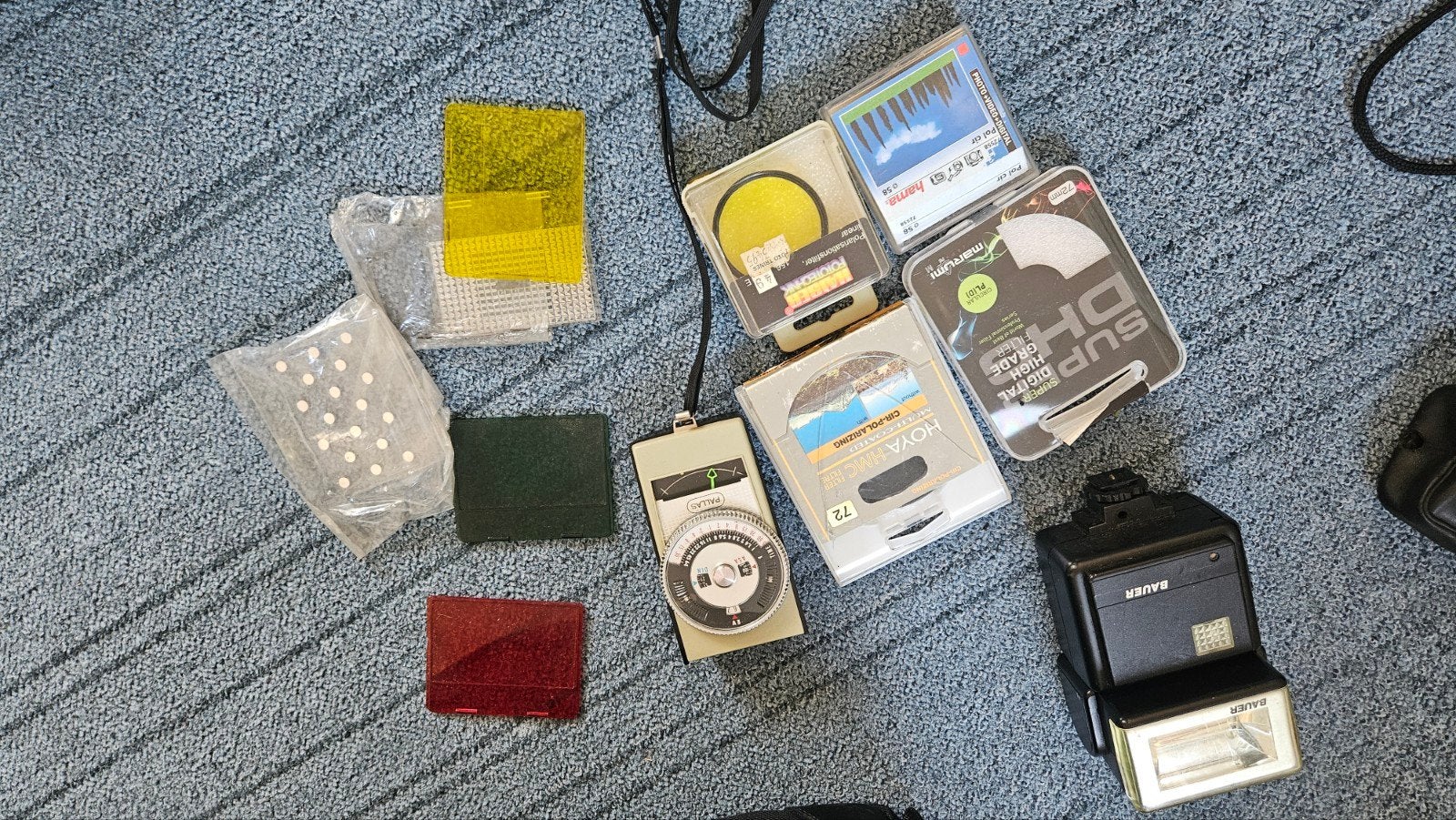 Diverse camerafilters en accessoires, inclusief lichtmeter, Gebruikt, 70 tot 80 mm, Met schroefdraad, Hoya