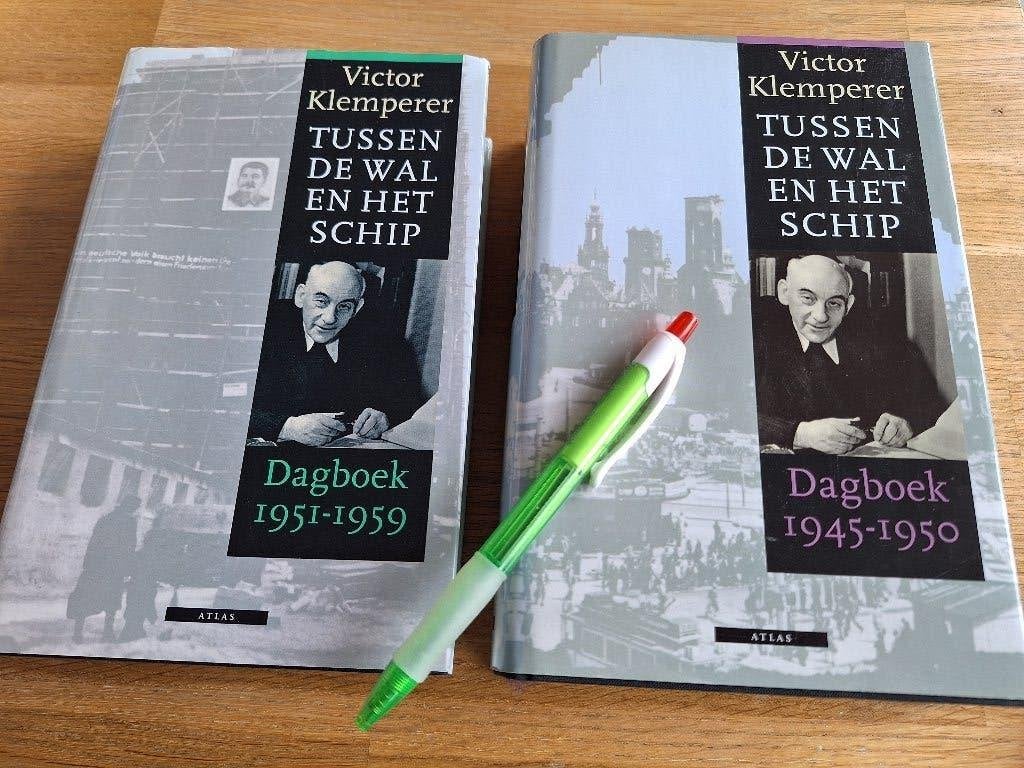 Tussen De Wal En Het Schip Set In Cassette Victor Klemperer, Boeken, Ophalen of Verzenden, Tweede Wereldoorlog, Zo goed als nieuw