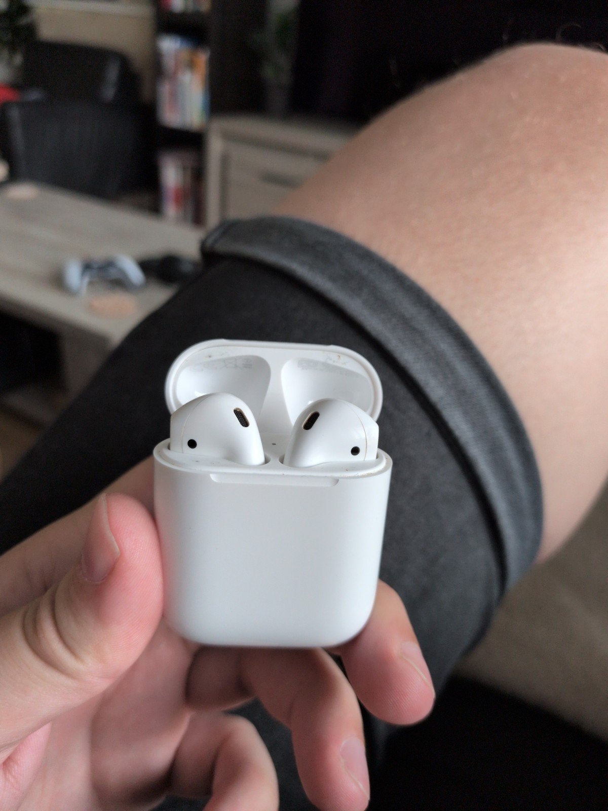 Apple AirPods 2e generatie - Linker oortje defect, In-ear, Draadloos, Ophalen of Verzenden, Wit