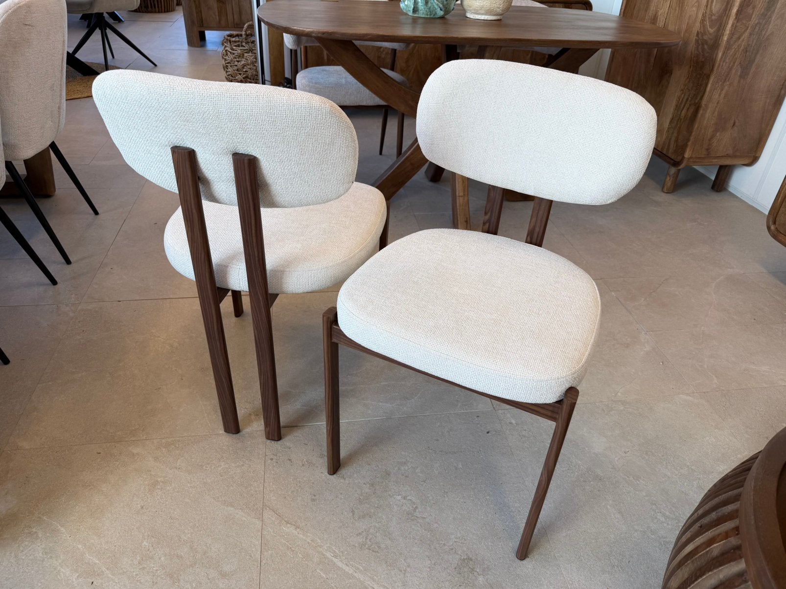Magazijn Leegverkoop Eetstoelen Japandi stof beige houtlook
