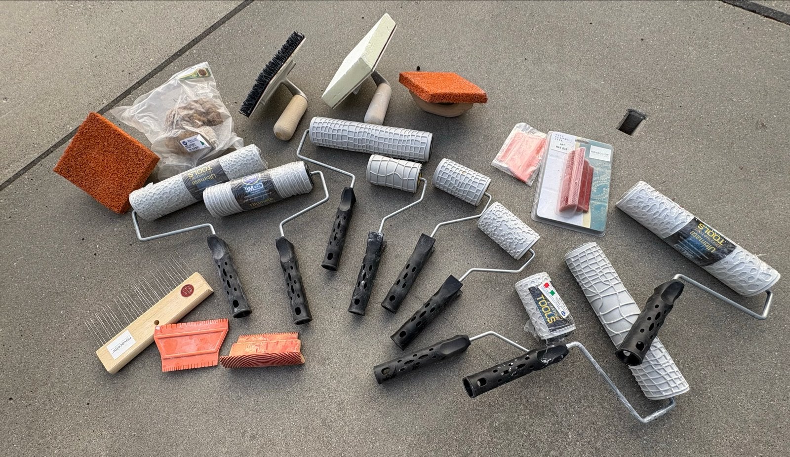 Grote partij decoratieve verfrollers en schildersgereedschap, Doe-het-zelf en Verbouw, Schildersmaterialen, Ophalen of Verzenden