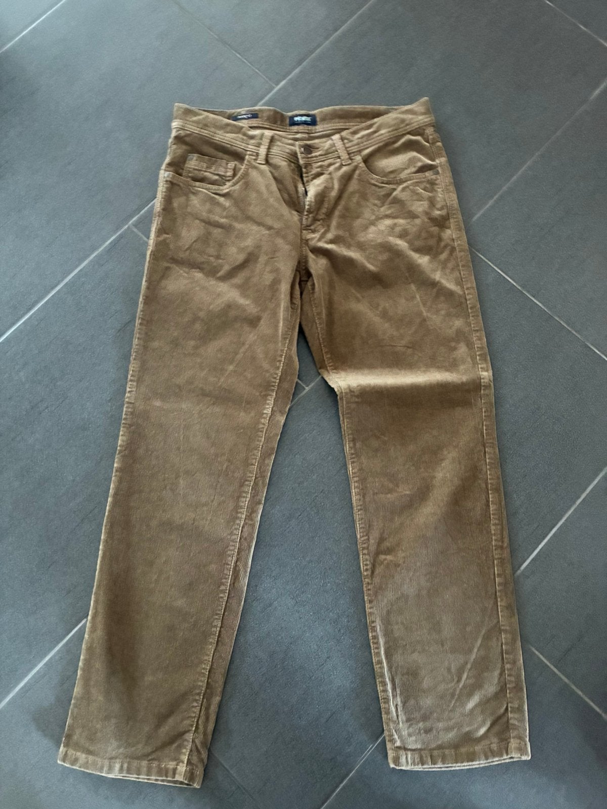 Heren broek 34/30 bruine rib pioneer, Ophalen of Verzenden, Gedragen, Overige maten, Bruin