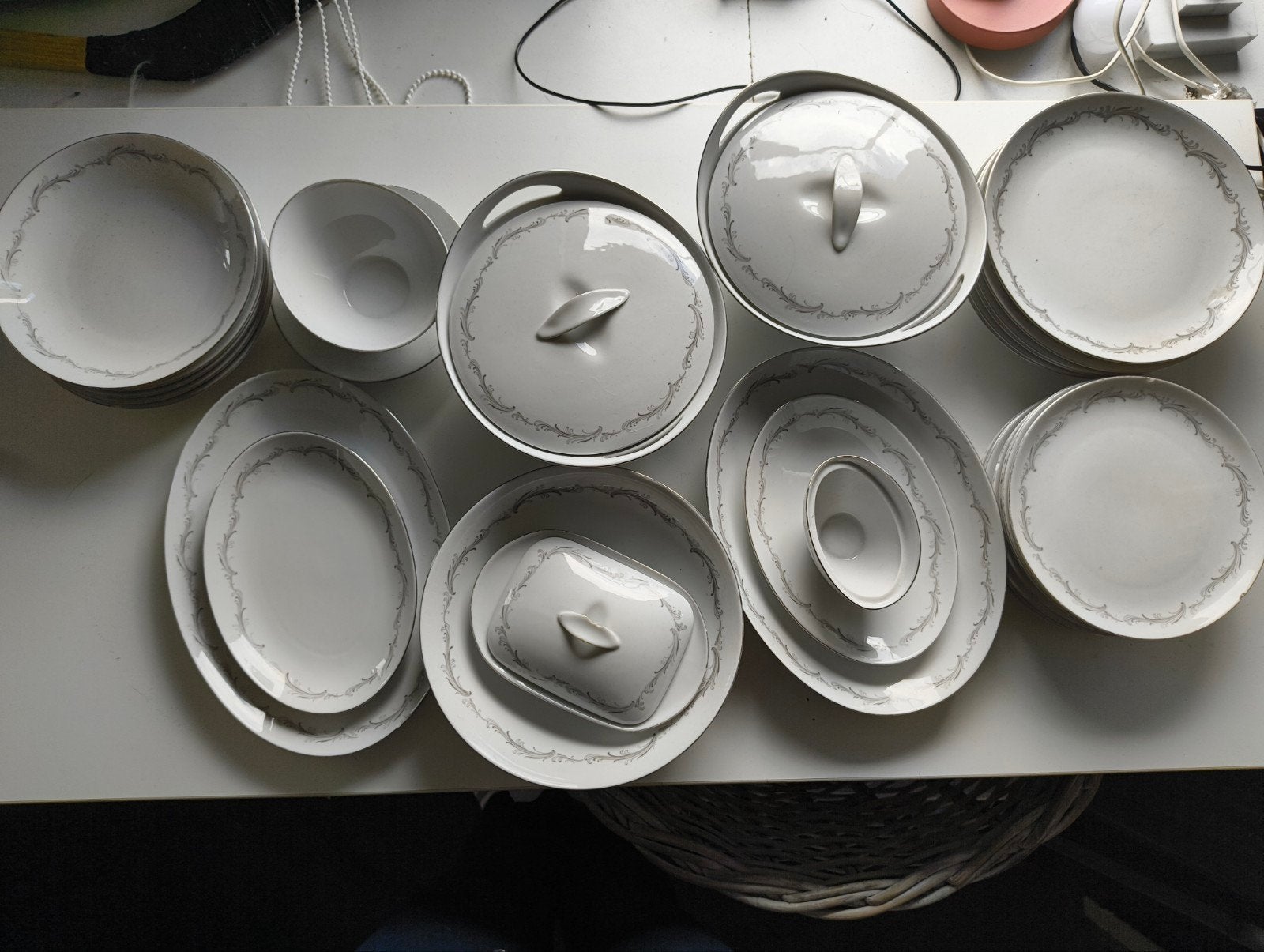 Eschenbach "Larissa" servies, Andries Dirk Copier, 26-delig, Ophalen, Porselein, Overige stijlen, Bord(en)