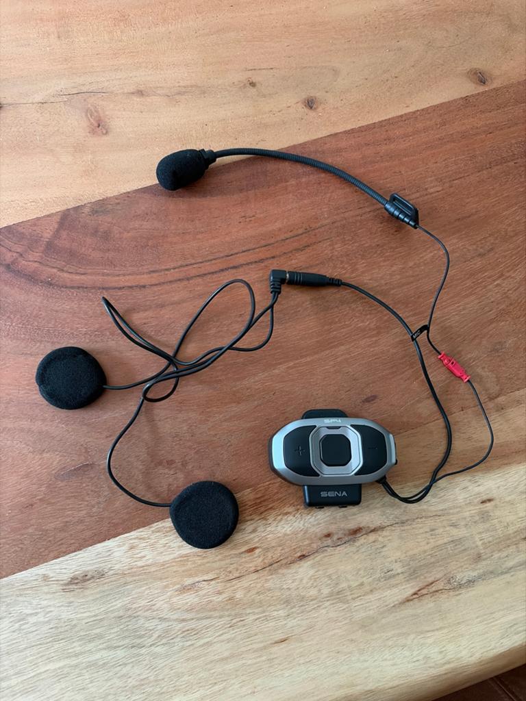 Sena SF4 Compleet Bluetooth Communicatiesysteem, Motoren, Accessoires | Overige, Ophalen of Verzenden, Zo goed als nieuw