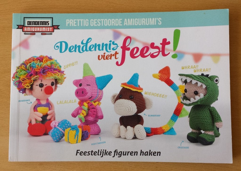 Haken - Dendennis viert Feest - 2015, Gebruikt, Ophalen of Verzenden, Nvt, Patroon of Boek