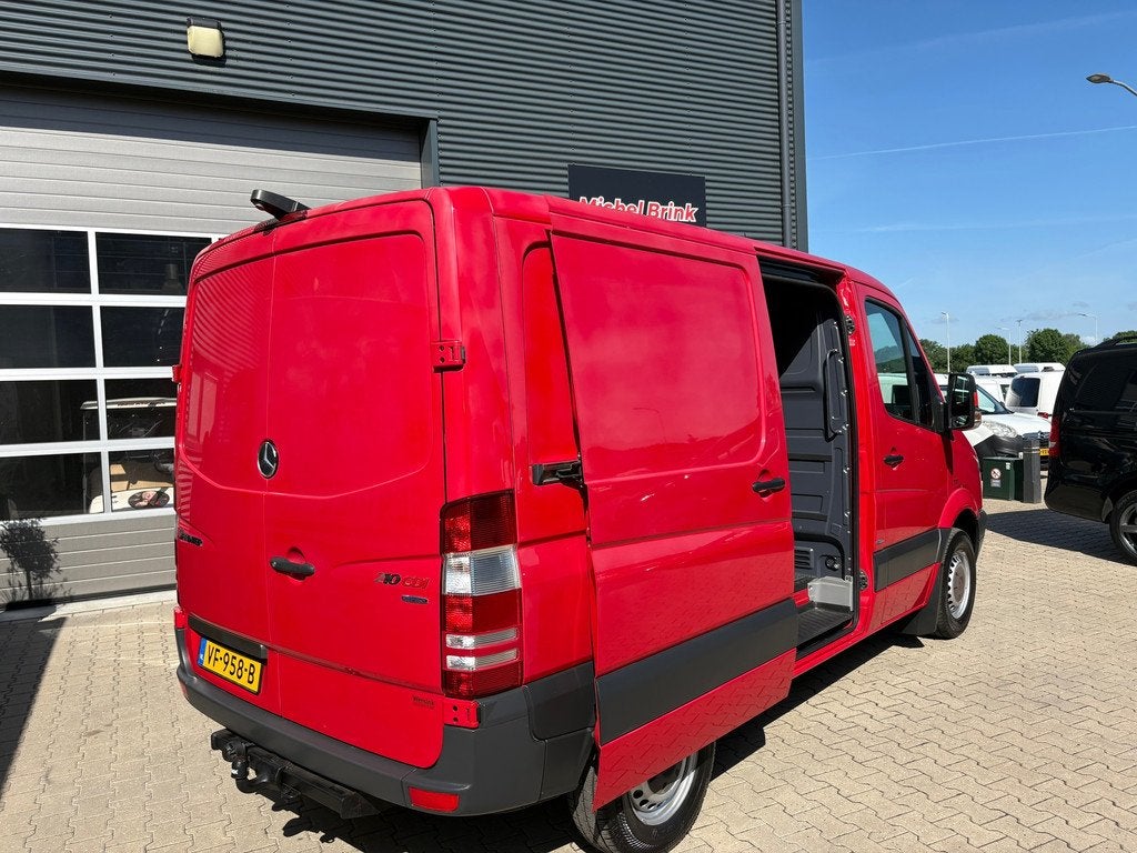 Mercedes-Benz Sprinter 210 2.2 CDI 325 Airco Automaat, Auto's, Bestelauto's, Automaat, Euro 5, Gebruikt, Zwart