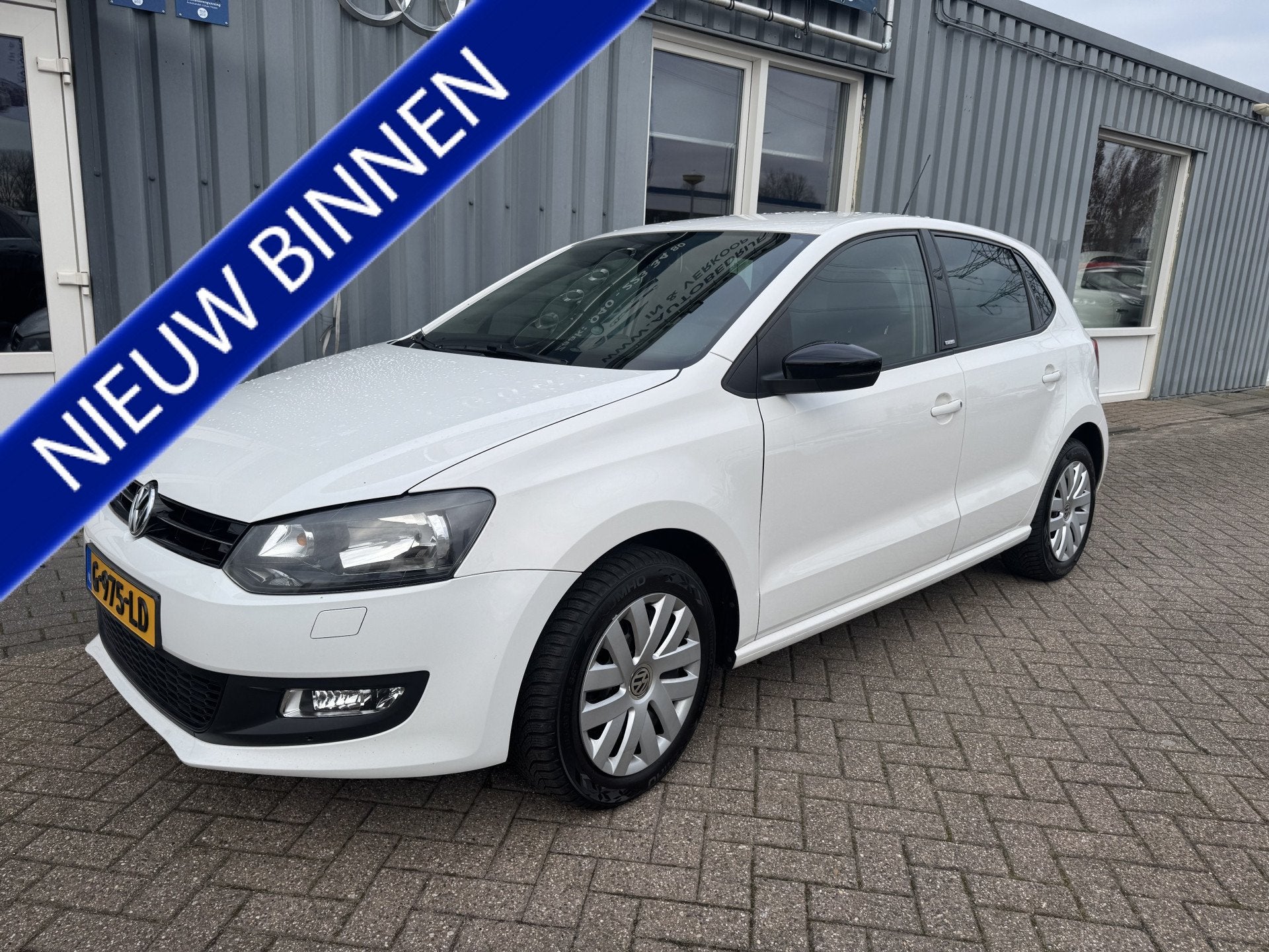 Volkswagen Polo 1.2 TSI Trendline (bj 2012), Auto's, Voorwielaandrijving, Euro 5, Zwart, 4 cilinders