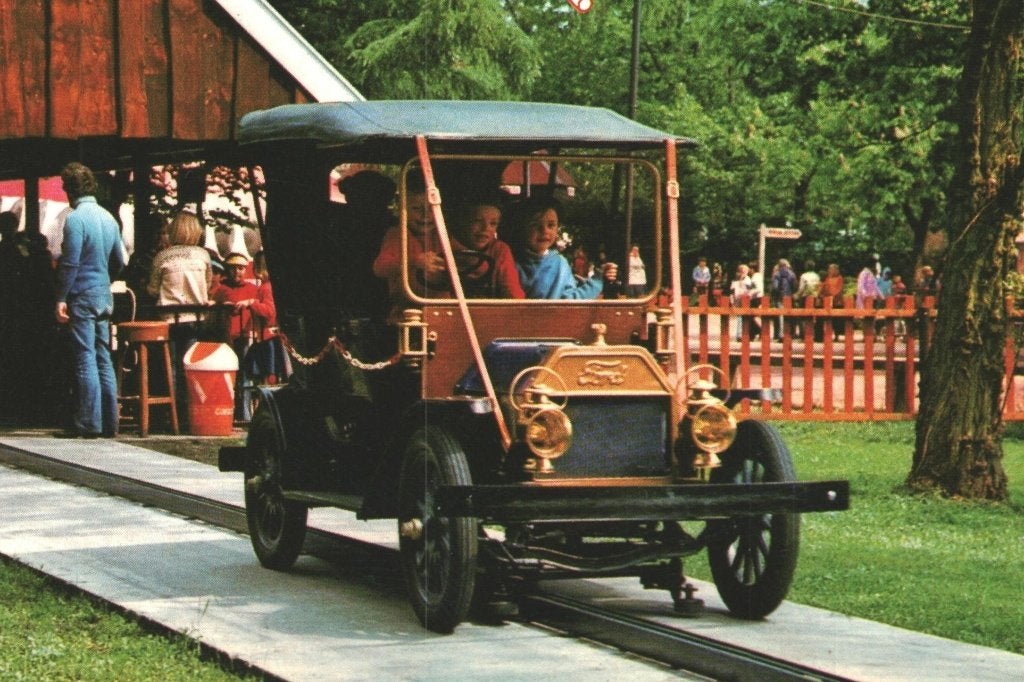988398 Hellendoorn ov 80+ Avonturenpark Onbeschreven, Verzamelen, Ophalen of Verzenden, 1980 tot heden, Ongelopen, Noord-Brabant