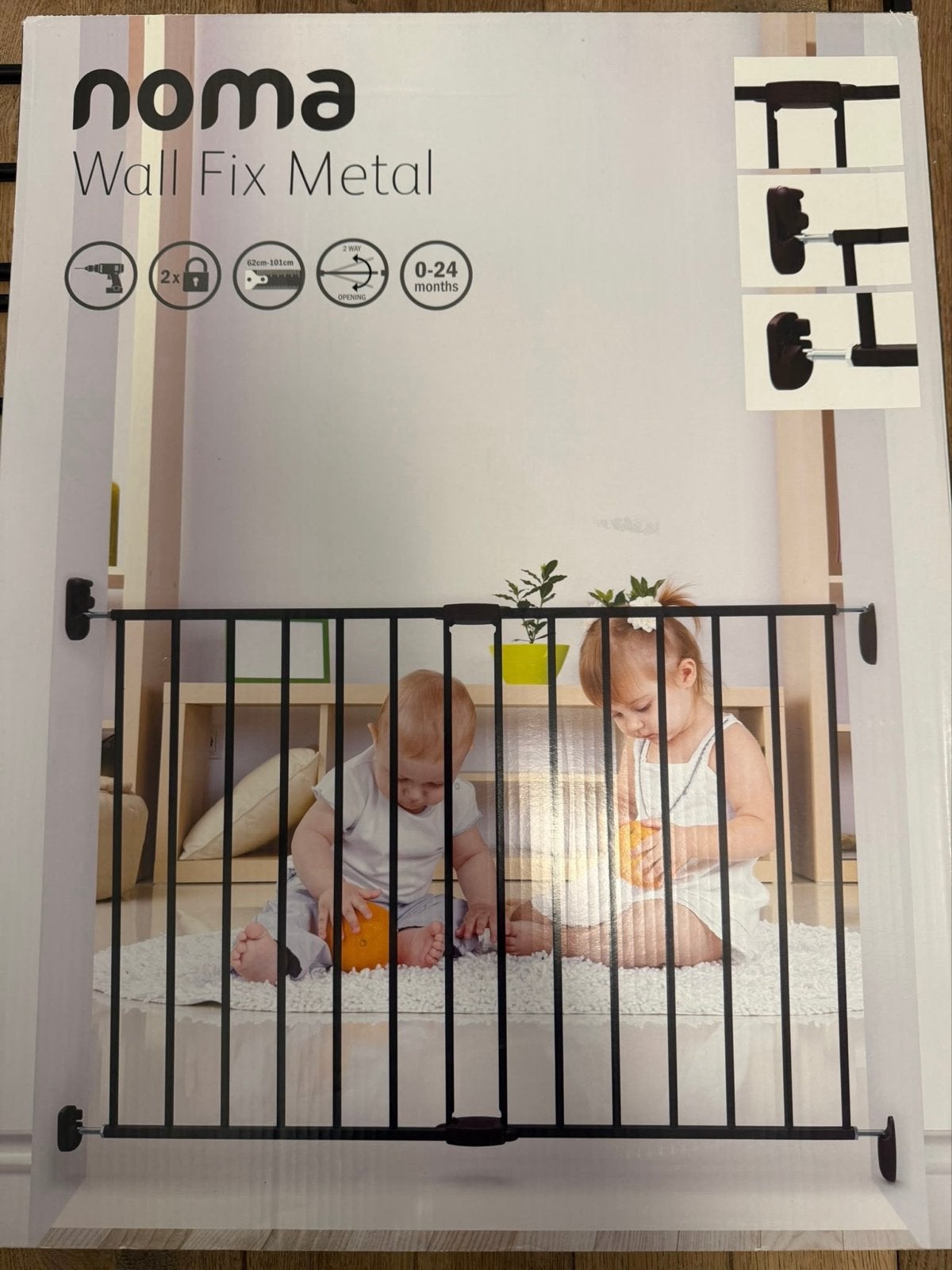 Noma Wall Fix Metal traphekje - Zwart 62-101cm, Ophalen of Verzenden, Zo goed als nieuw, Metaal of IJzer, Schroefhekje