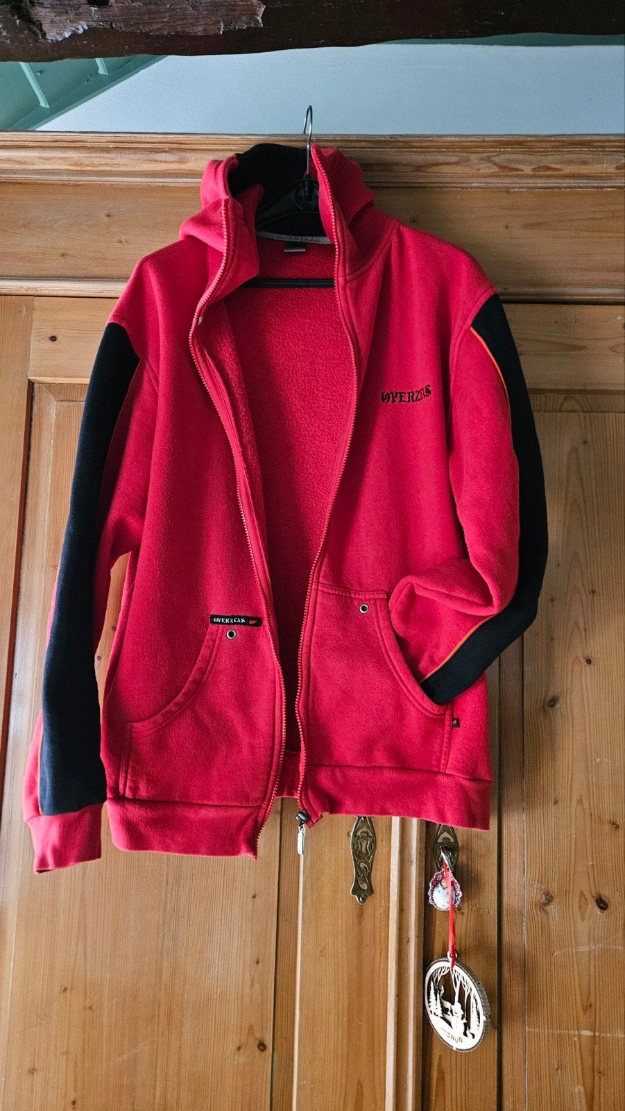 overzeas vest  vintage  kleur rood en maat L  zgan, Maat 52/54 (L), Ophalen of Verzenden, Overzeas, Gedragen