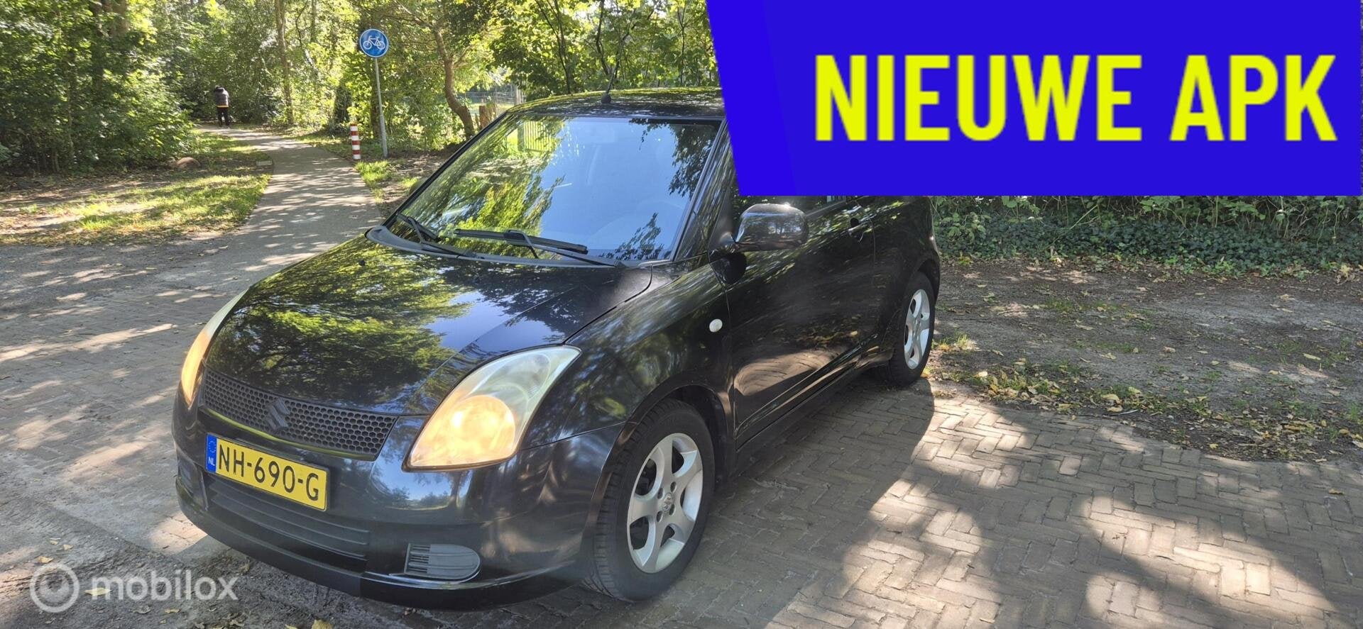 Zwarte Suzuki Swift 1.3 GLS / 3Deurs /Airco /Nwe APK/ Zuinig, Dealer onderhouden, Stof, Gebruikt, 400 kg