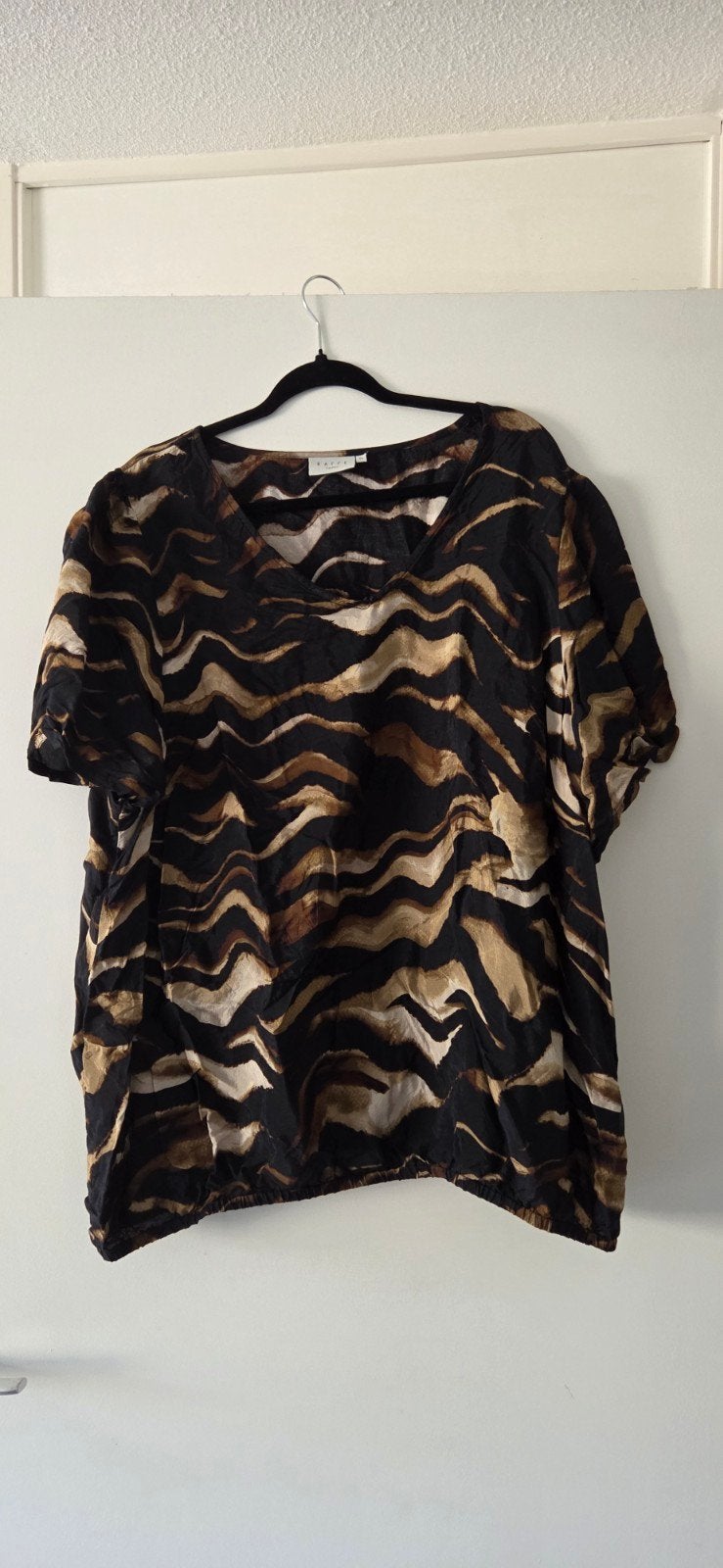 Kaffe Curve Blouse met Zebraprint - Maat 54, Kaffe Curve, Meerkleurig, Blouse of Tuniek, Ophalen of Verzenden