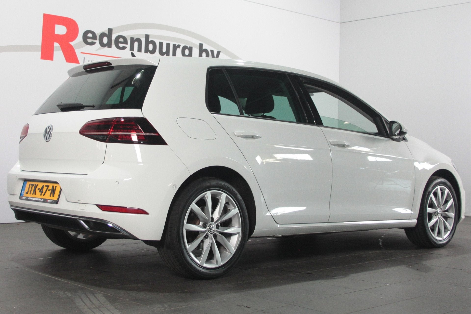 Volkswagen Golf 1.5 TSI Highline - Navi / Camera / Dodehoek, Auto's, Euro 6, 4 cilinders, 150 pk, Automatische klimaatregeling