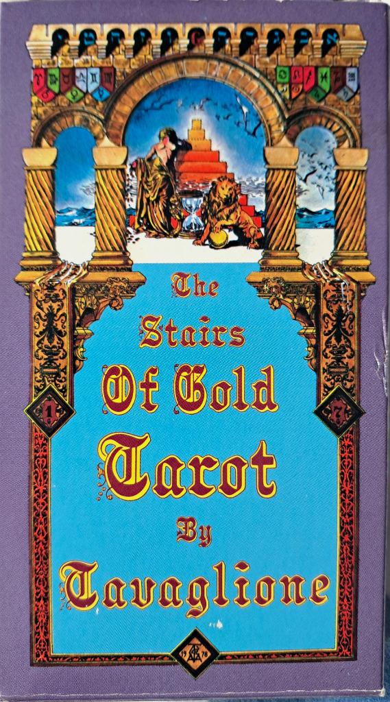 Tarot Kaarten 'The Stairs of Gold Tarot by Tavaglione', Achtergrond en Informatie, Tarot of Kaarten leggen, Verzenden, Nieuw