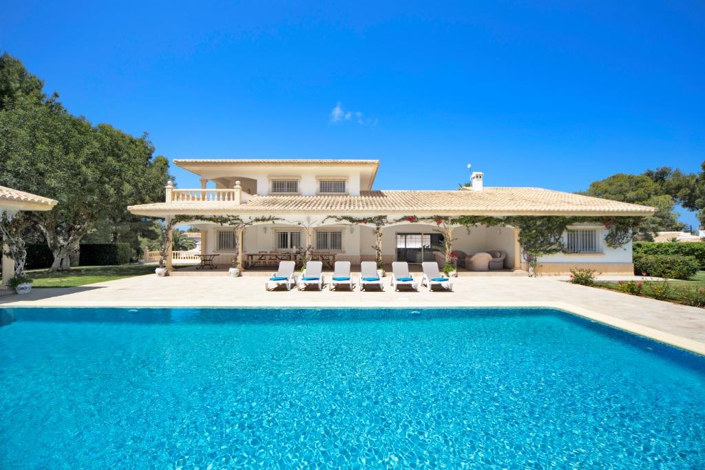 Spectaculair luxe Villa, Javea max16p, zwembad wifi biljard, Dorp, 16 personen, Costa Blanca, Aan zee