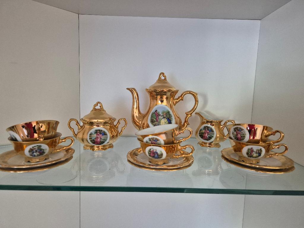 Theeservies, Antiek en Kunst, Antiek | Servies compleet, Ophalen of Verzenden