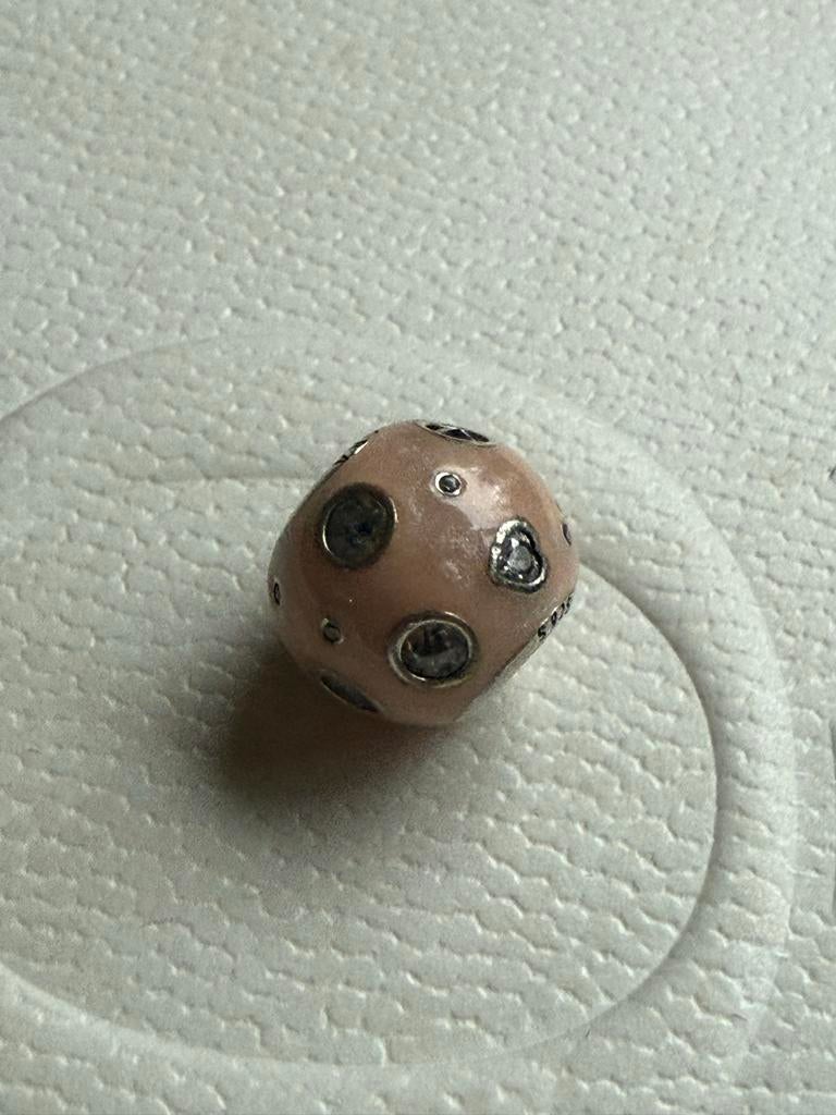 Pandora Bedel Roze met Steentjes, Pandora, Ophalen of Verzenden, Zo goed als nieuw, 1 bedel
