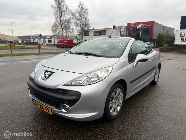 Peugeot 207 CC 1.6 VTi Première, Voorwielaandrijving, 65 €/maand, Gebruikt, Zwart