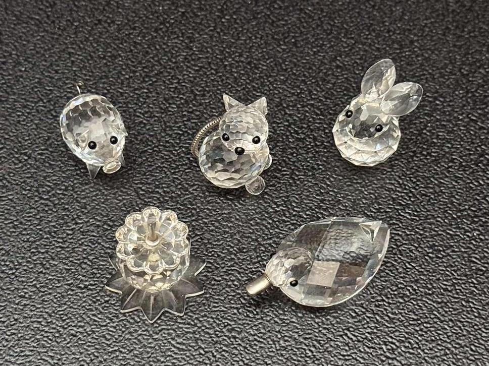 4 beeldjes kristal, kandelaar, varken, poes en konijn, Verzamelen, Swarovski, Ophalen of Verzenden, Zo goed als nieuw, Figuurtje