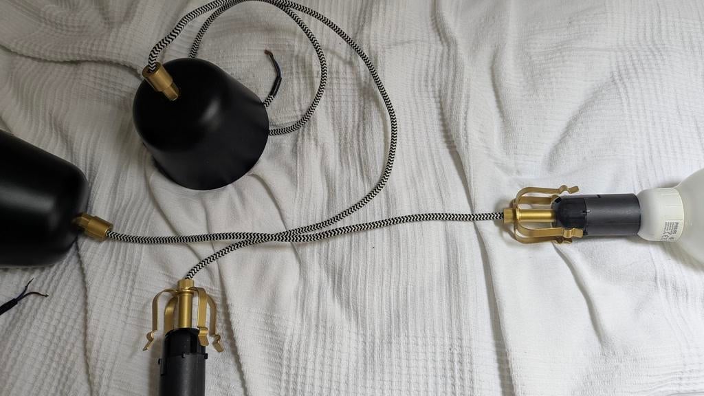 Twee Ikea Plafondlampen - Stijlvol Design, Led-lamp, Minder dan 30 watt, Zo goed als nieuw, Modern