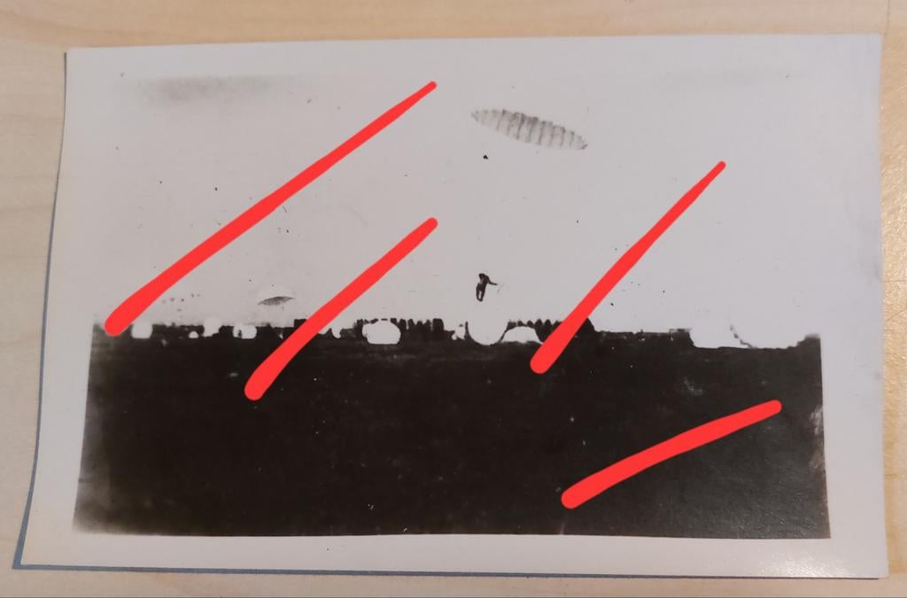 Foto Duitse fallschirmjäger, para's, 2e wereldoorlog, Ophalen of Verzenden, Duitsland, Foto of Poster