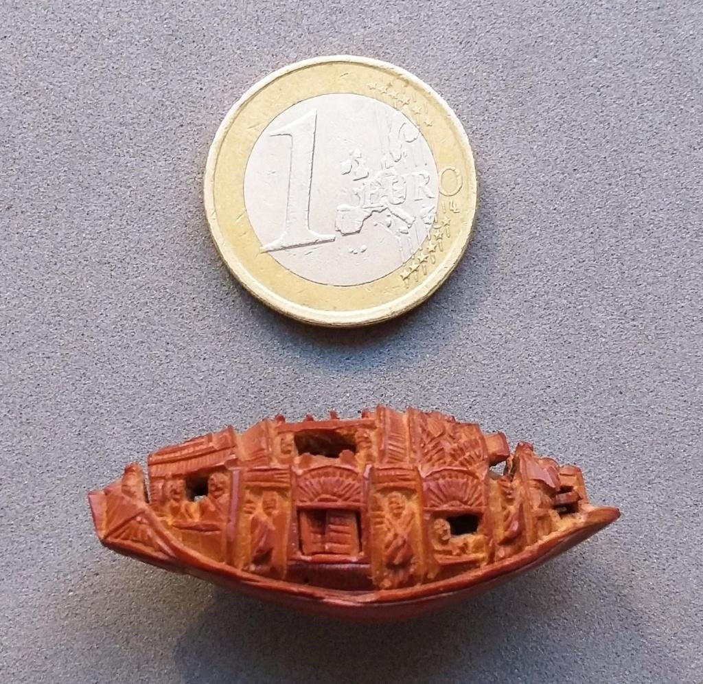Omstreeks 1875 - 1900 MINI MINIATUUR Chinese Boot met Tekst, Ophalen of Verzenden
