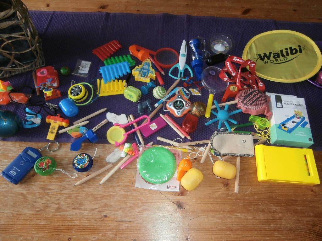 Speelgoed puzzel spel fluit bal schaar puntenslijper plakspi, Ophalen of Verzenden, Zo goed als nieuw, Jongen of Meisje