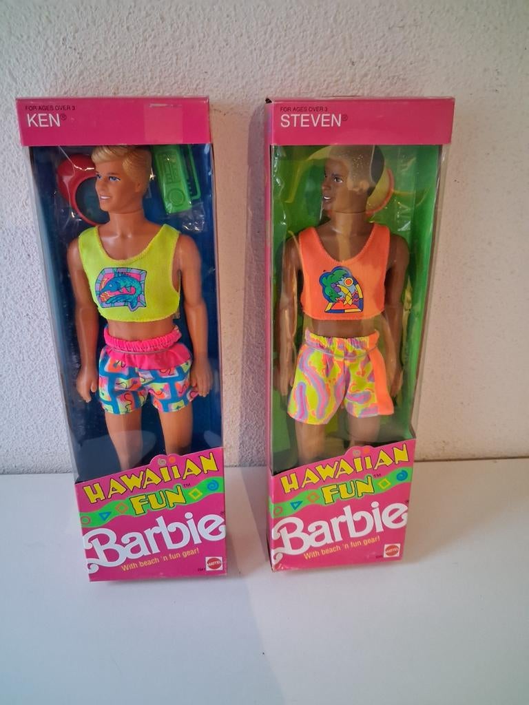 Barbie Hawaiian Fun Steven en Ken, Verzamelen, Poppen, Ophalen of Verzenden, Nieuw, Fashion Doll