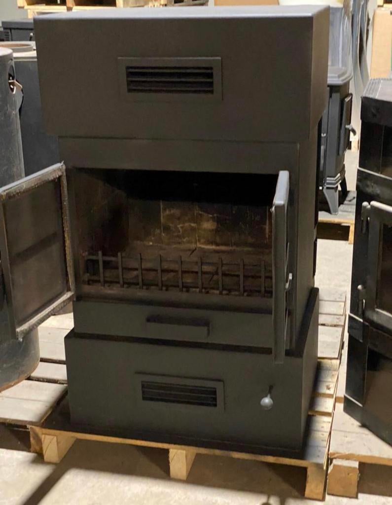 Mooie werkplaats kachel 9 Kw, Gebruikt, Houtkachel, Ophalen of Verzenden, Vrijstaand