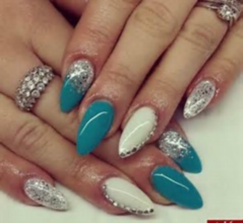 Diamant-nails, Diensten en Vakmensen, Schoonheidsspecialisten | Manicure, Komt aan huis, Nagels lakken
