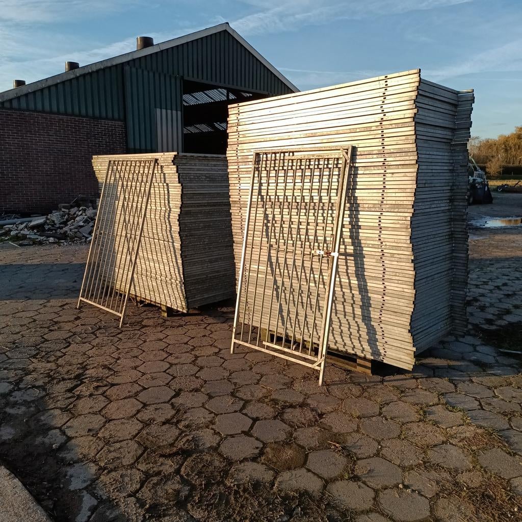 Veel 1m kennelpanelen 185 hoog kennel hondenren kenneldelen, Ophalen, Hondenkennel, 110 cm of meer, 100 cm of meer