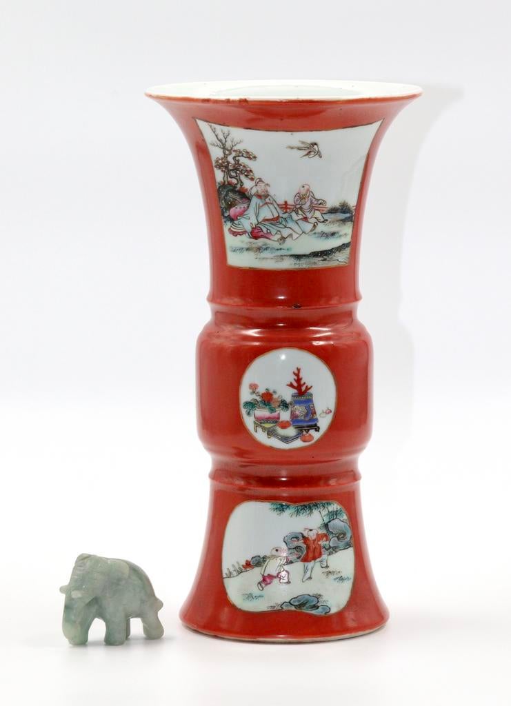 Chinees porselein | Koraal vaas 19e eeuw 23 cm, Ophalen of Verzenden